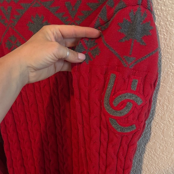 Bruzer University of Cincinnati Red Cable Knit Sweater - Picture 2 of 7